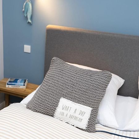 Wohnung 6- Liebefeld เกรอมิทซ์ ภายนอก รูปภาพ